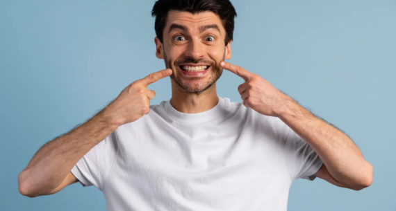 Dişlerin Doğal Dizilimindeki Küçük Oynama Hissinin Zaman İçindeki Değişimi