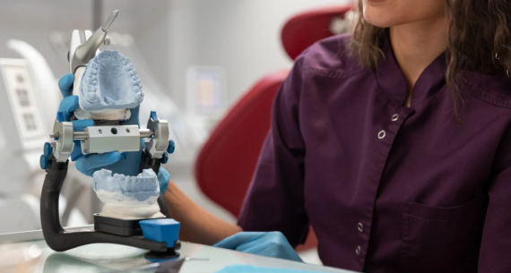 Kaplama Altındaki Dişlerde Hissedilen Değişimler Ne Anlatır?