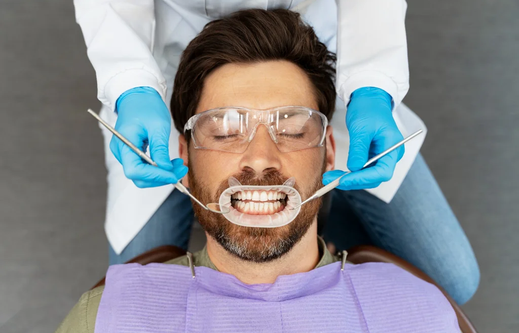 Kayseri’de Diş Tedavisi Süreci: Diş Sağlığını Ertelemek Neden Daha Büyük Sorunlara Yol Açar?